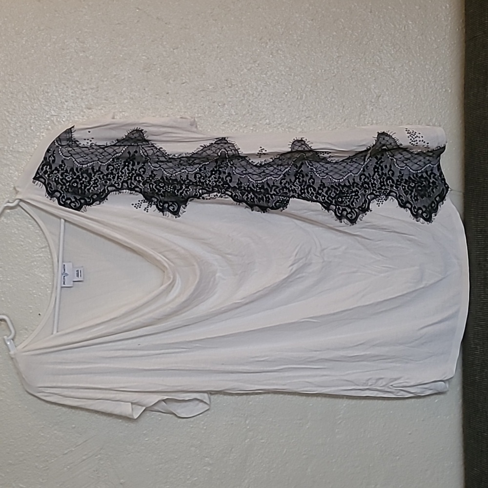 Jaclyn Smith top